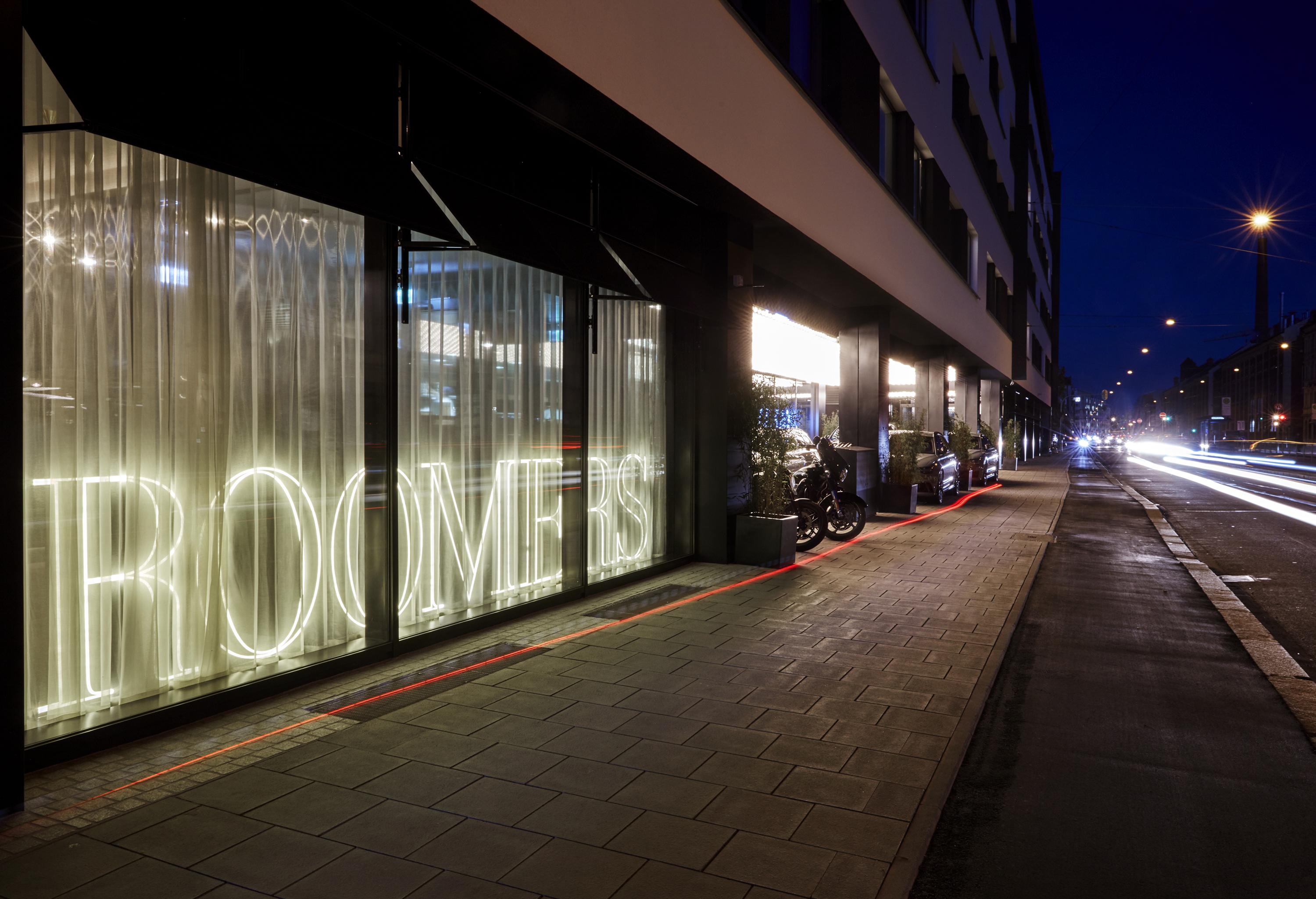 Roomers Munich, Autograph Collection Exteriér fotografie Promises nightclub