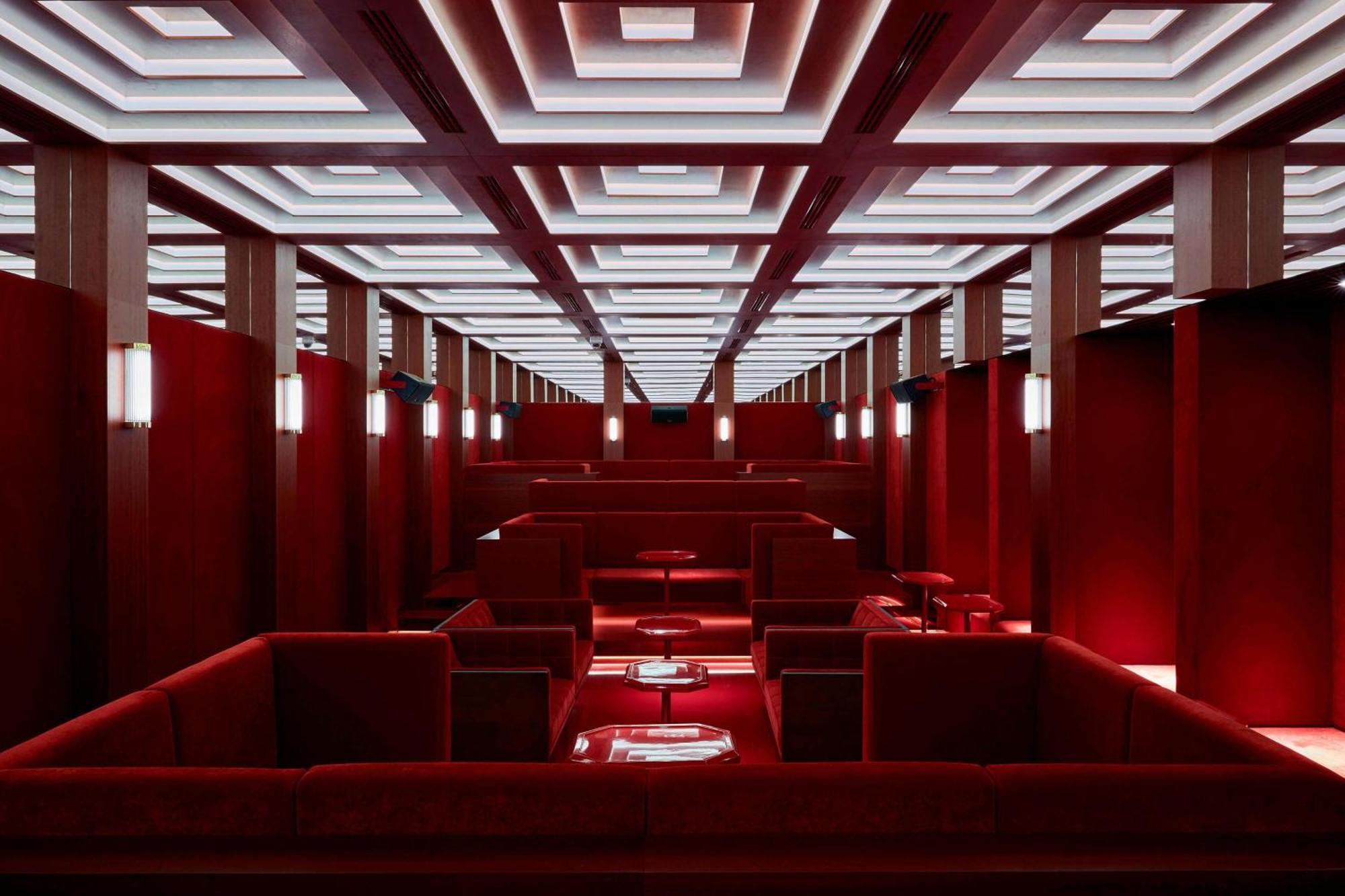 Roomers Munich, Autograph Collection Exteriér fotografie The interior of the National Assembly