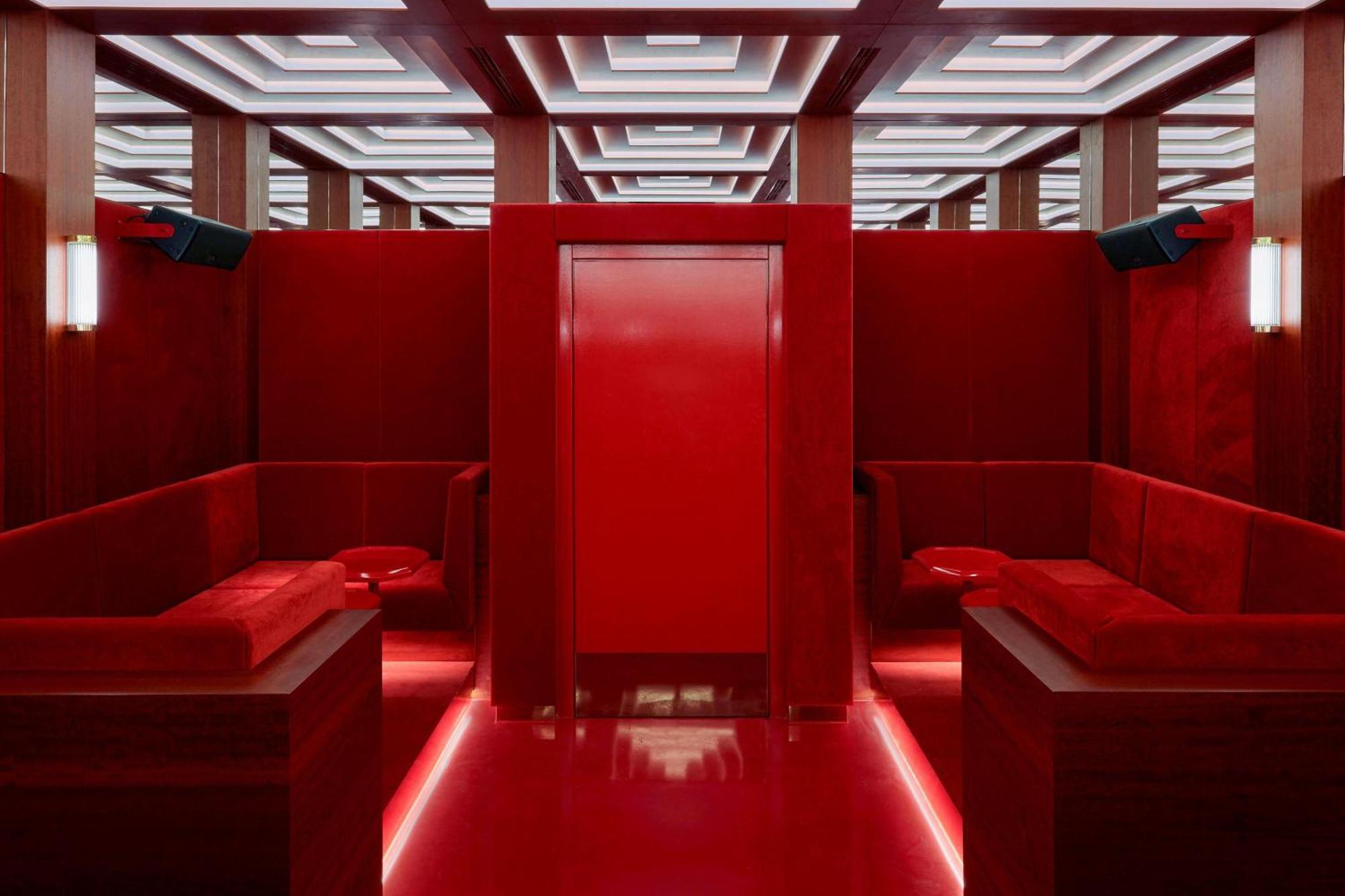 Roomers Munich, Autograph Collection Exteriér fotografie The interior of the nightclub