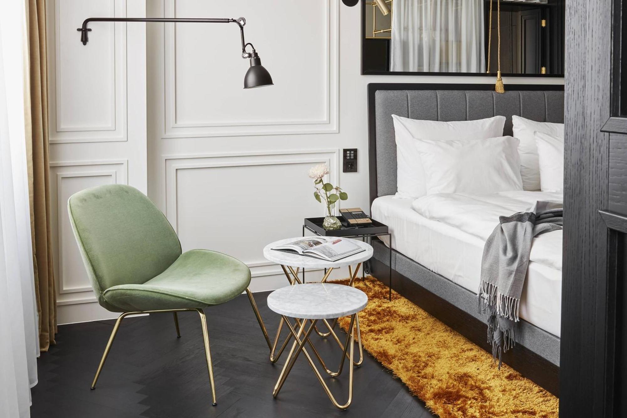Roomers Munich, Autograph Collection Exteriér fotografie A room at the hotel